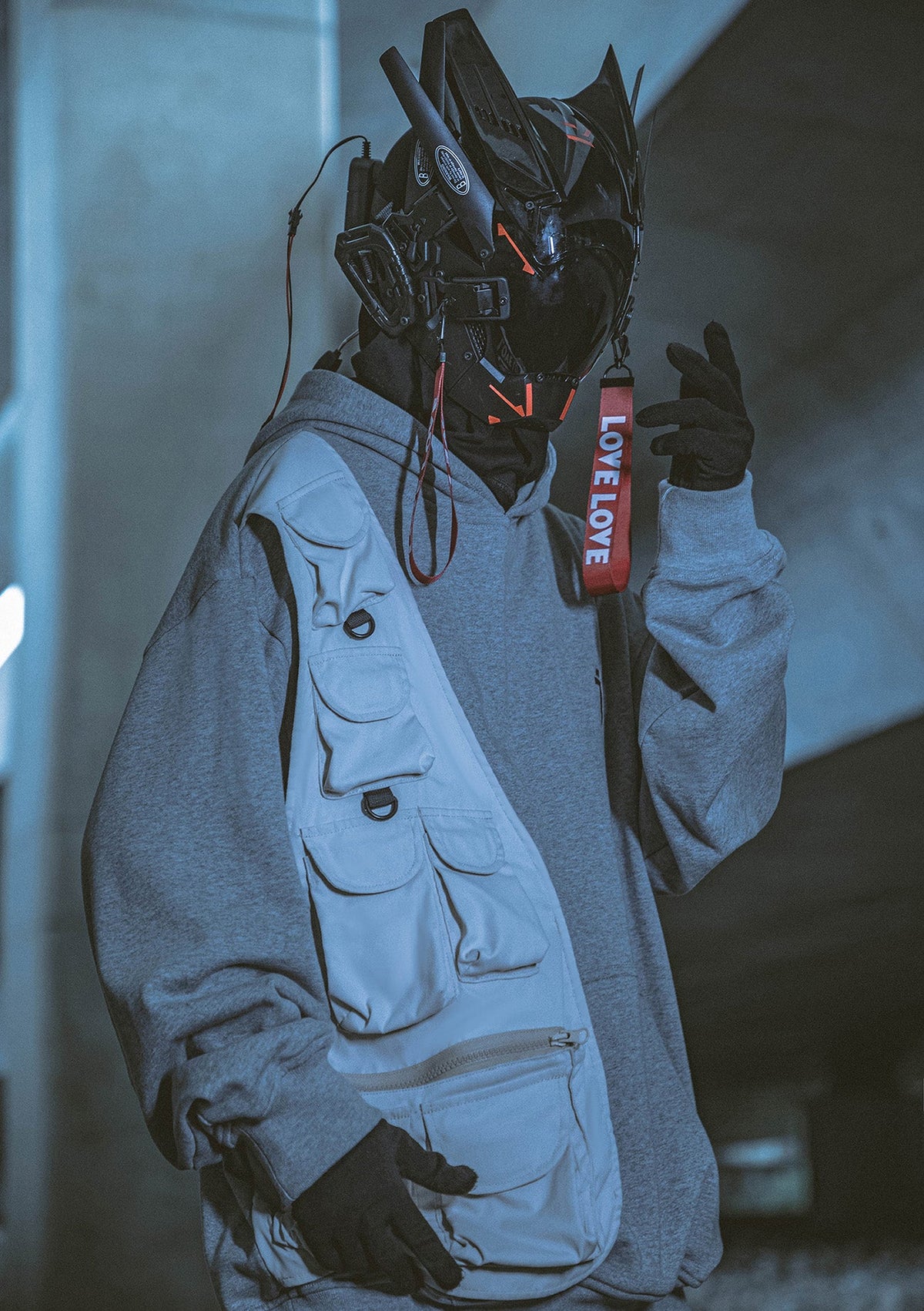 HiH27 I-Tech Essential Hoodie