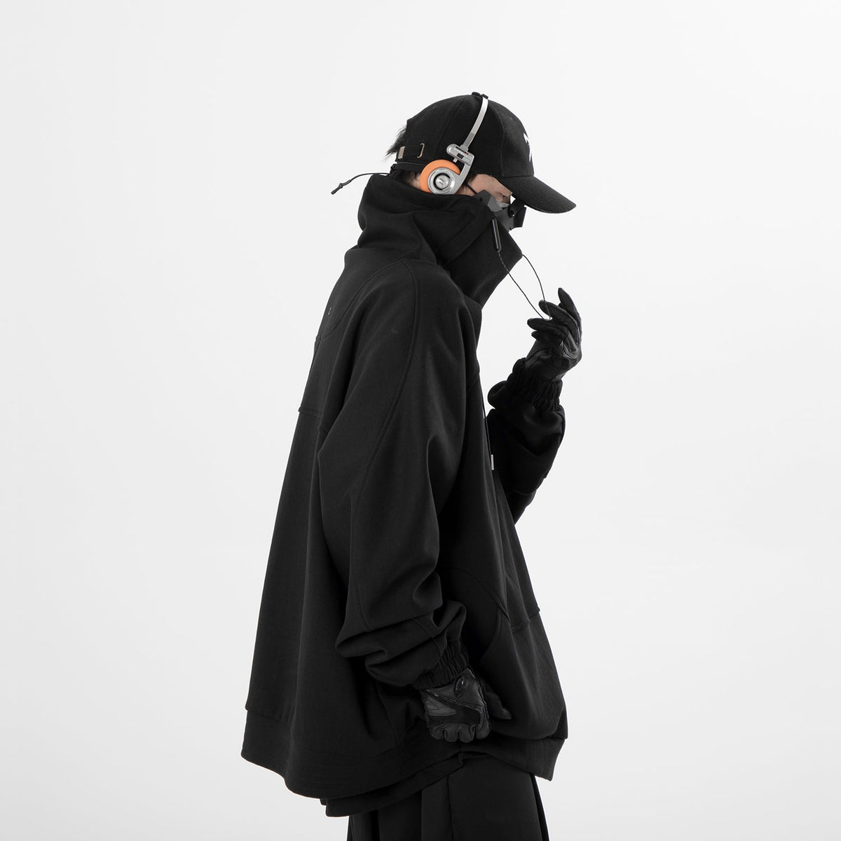 HiH49 Precision High Neck Black Sweater