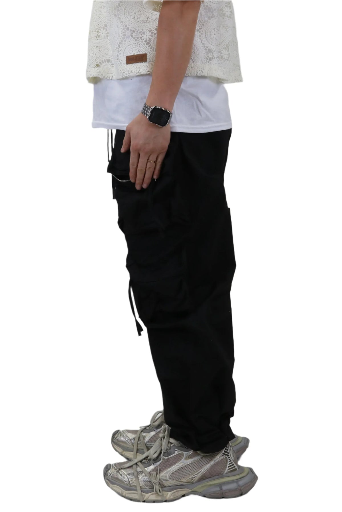 VUSE FINE TWILL NYLON BAGGY FIT CARGO PANTS