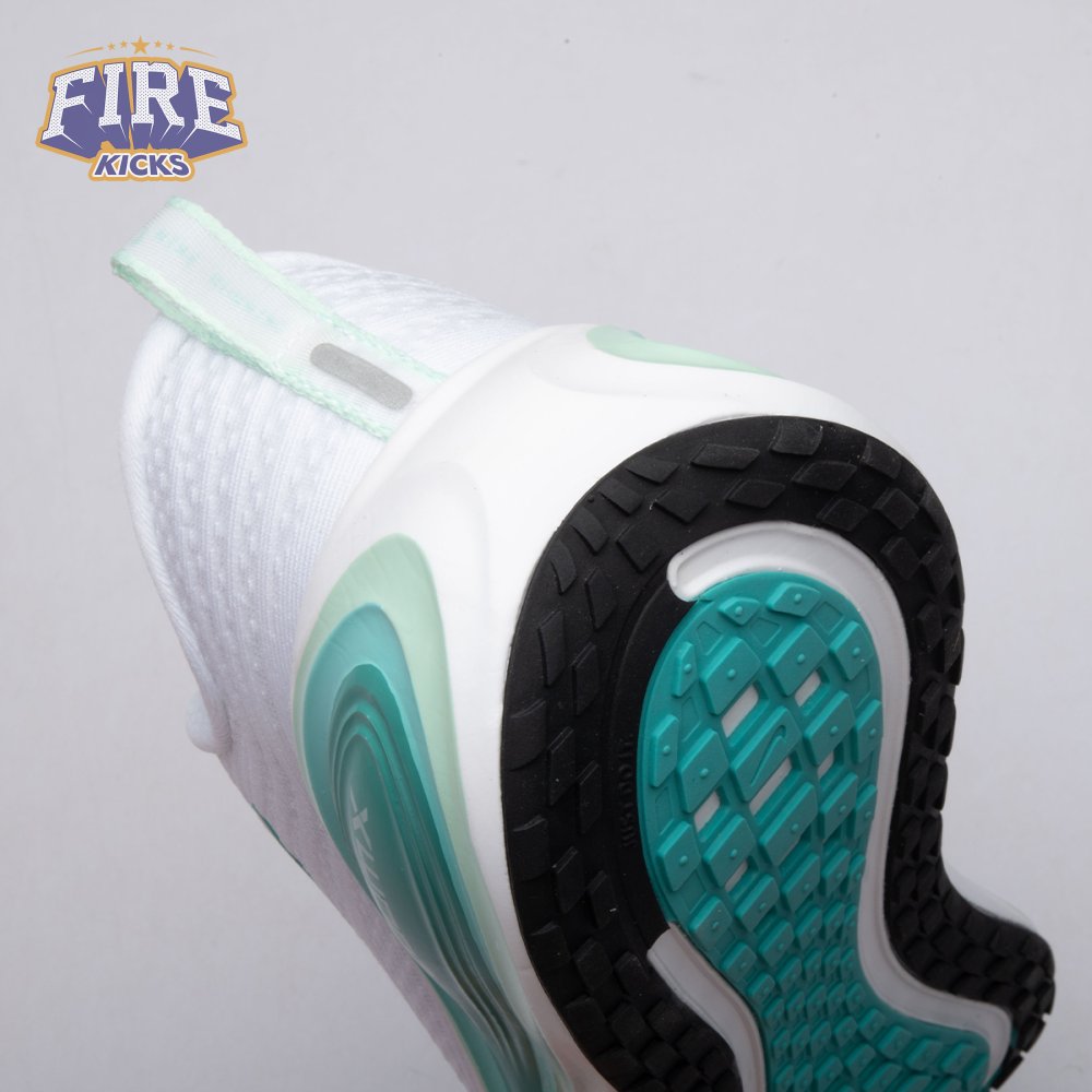 Nike Vomero Plus White Bleached Turquoise HV8154-100 Unisex