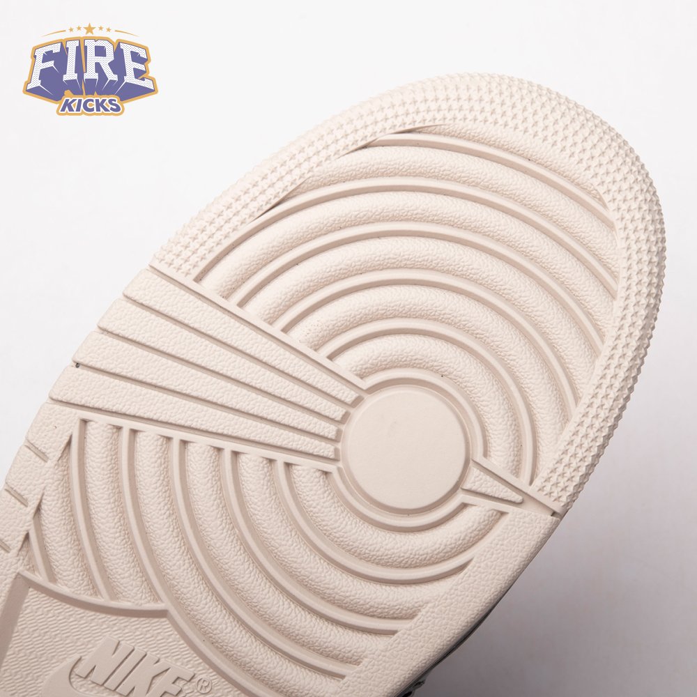 Jordan 1 Low Method of Make V3 IR7554-001 Unisex