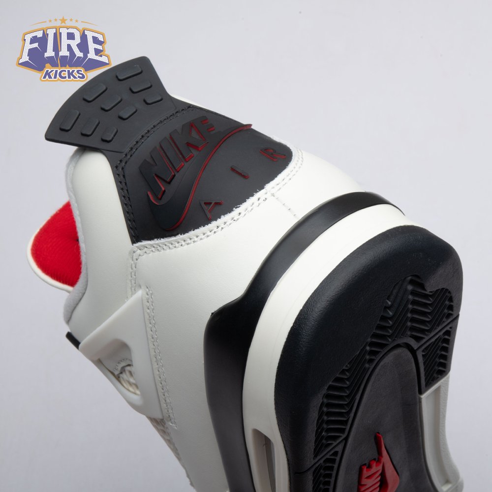 Jordan 4 Retro OG Flight Club IM4002-100 Unisex