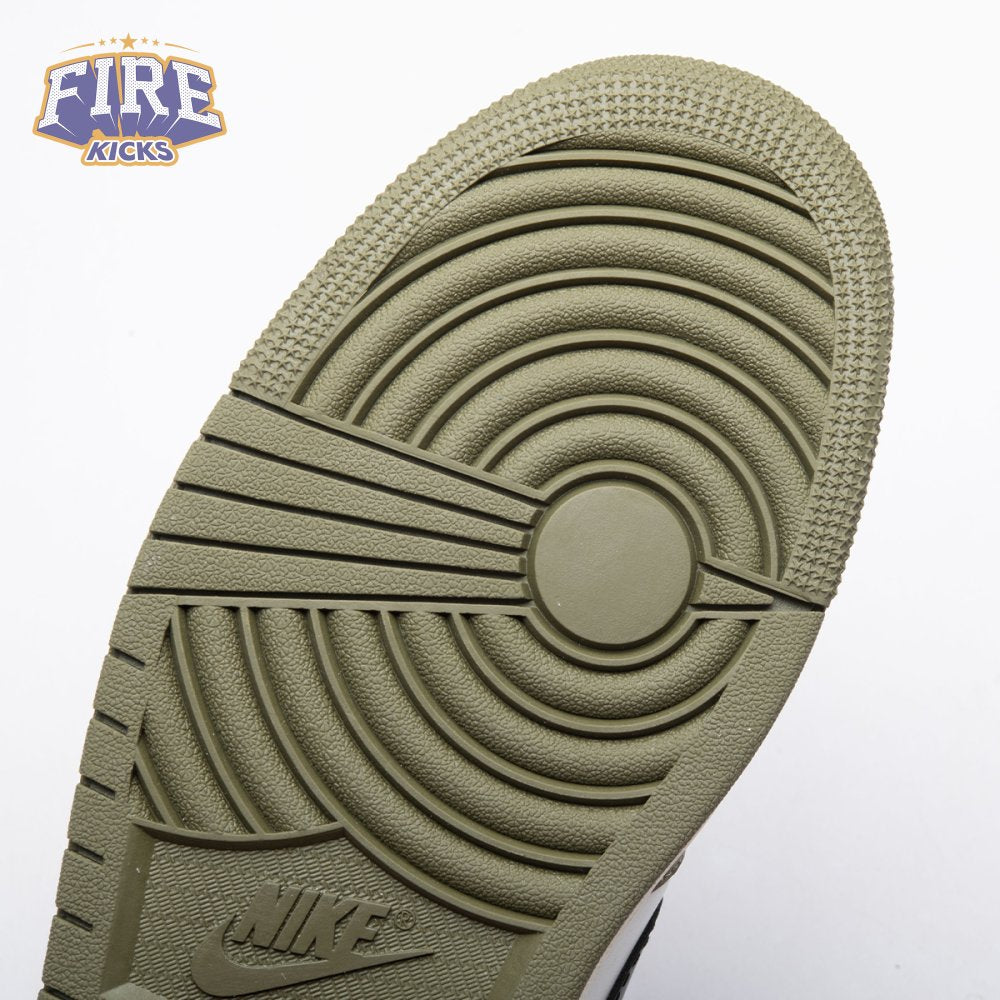 Jordan 1 Retro Low OG Medium Olive HQ6998-200 Unisex