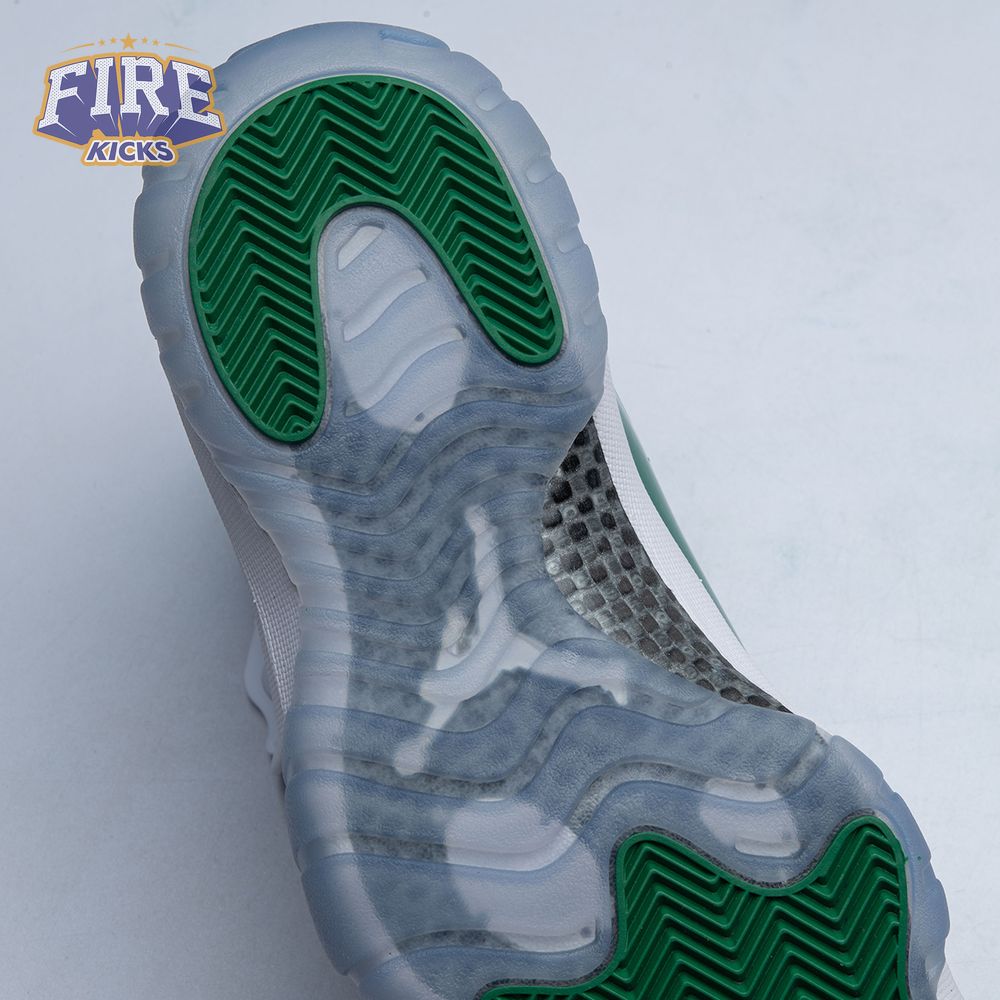 Jordan 11 Retro White Green CT8012-113 Men's