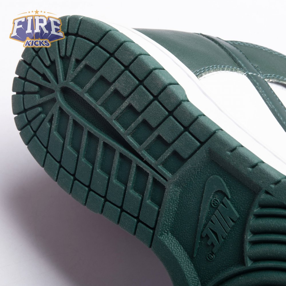 Nike Dunk High SP Spartan Green CZ8149-100 Unisex