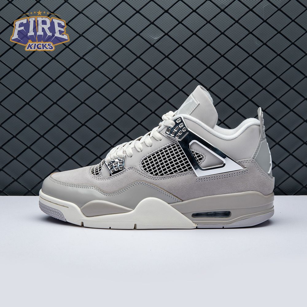 Jordan 4 Retro Frozen Moments AQ9129-001 Unisex