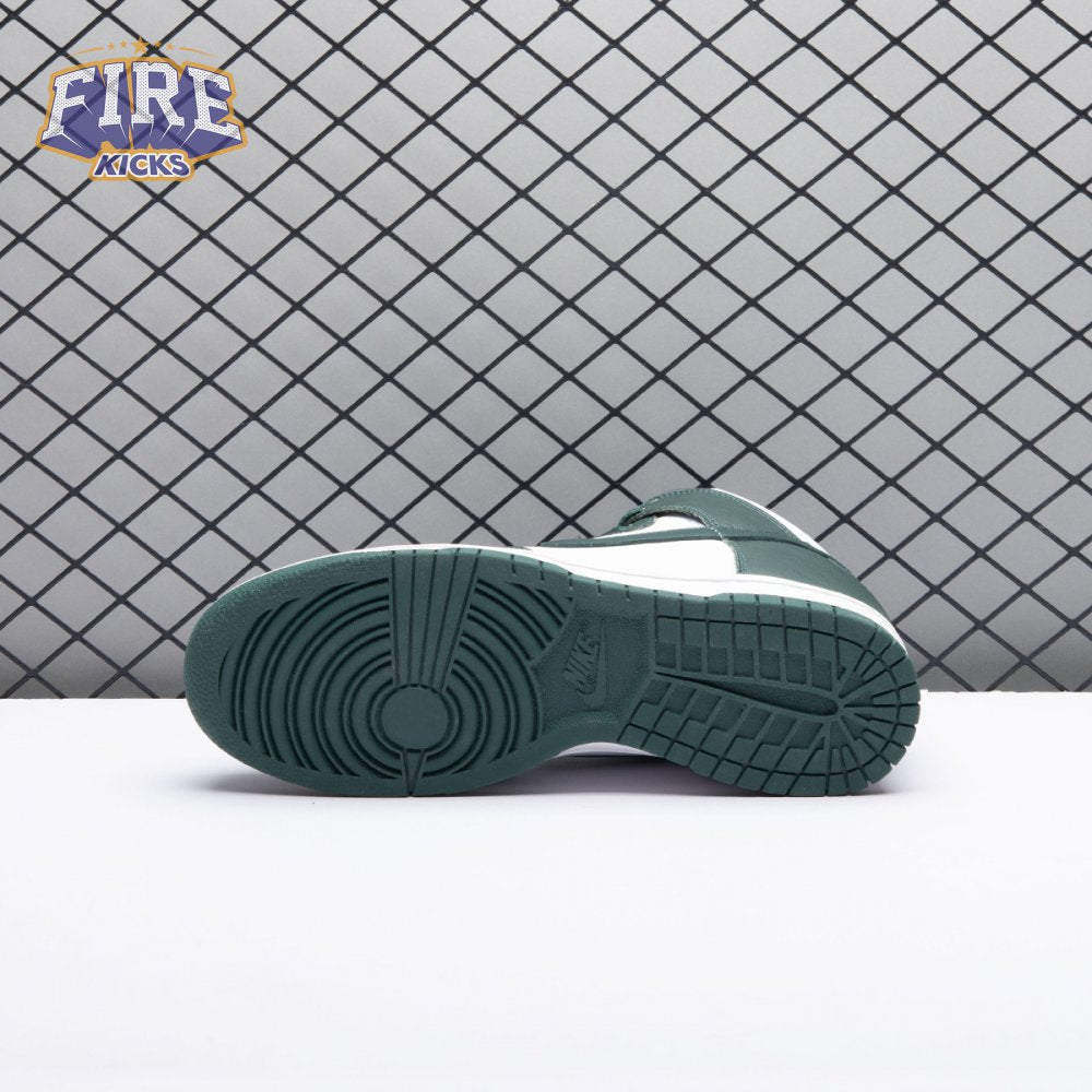 Nike Dunk High SP Spartan Green CZ8149-100 Unisex