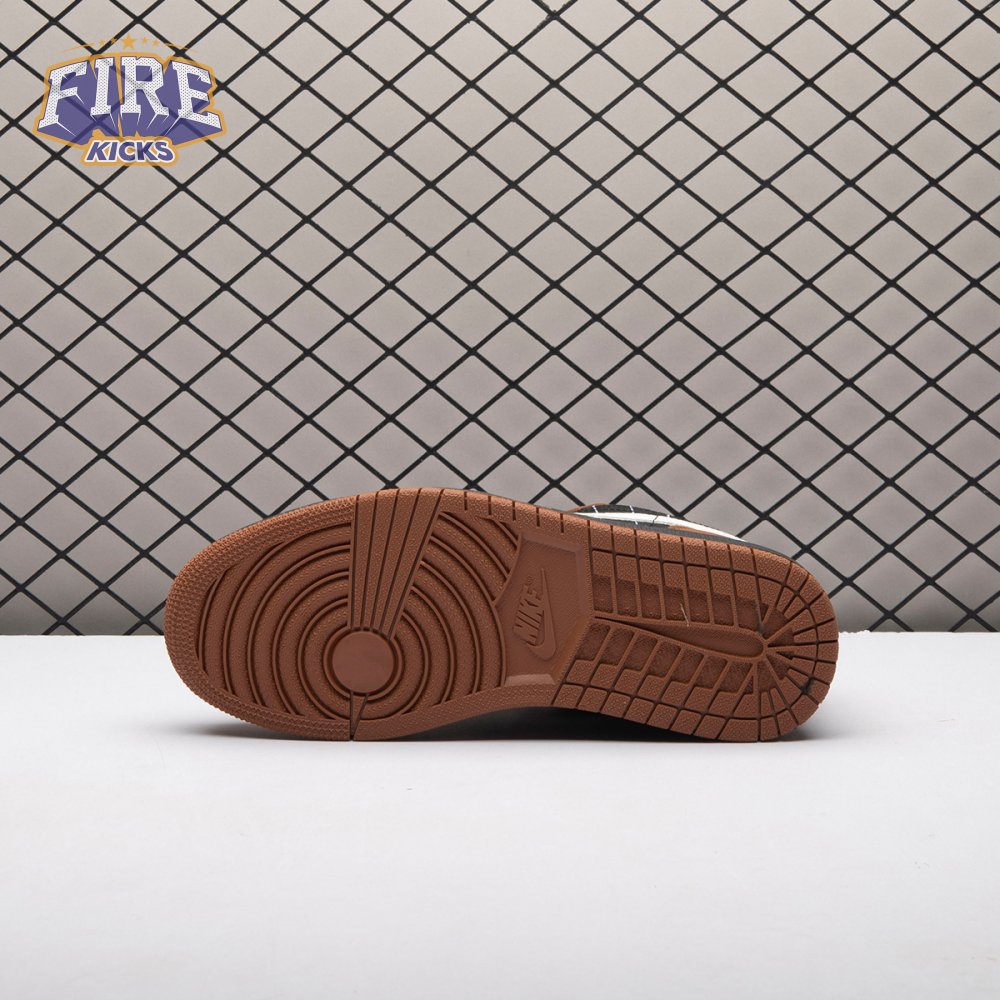 Jordan 1 Low SE Black Sail Light British Tan IR7560-010 Unisex