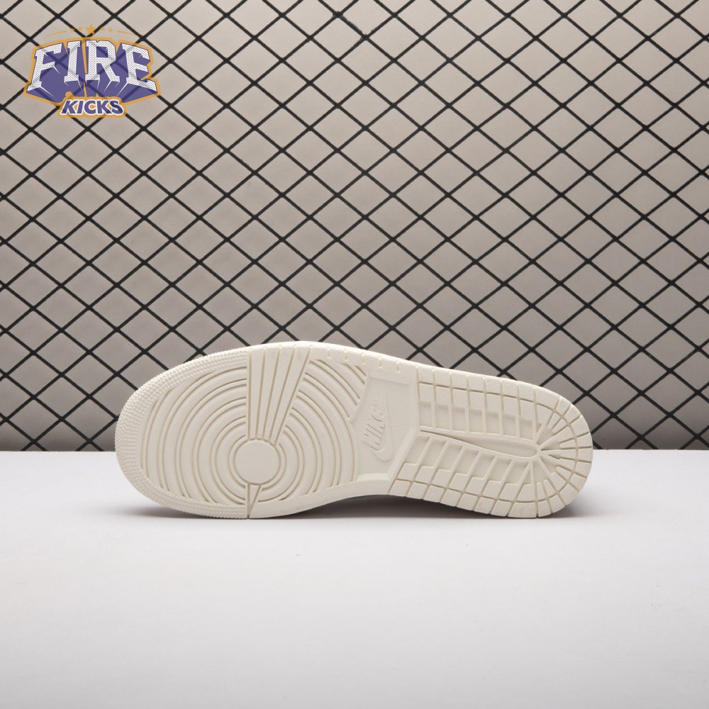 Jordan 1 Retro Low OG Sail HQ6998-100 Unisex