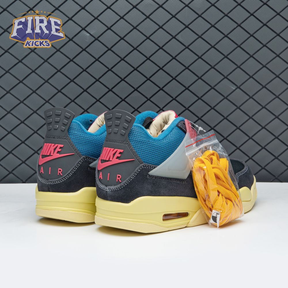 Air Jordan 4 Retro 'Off Noir' Unisex