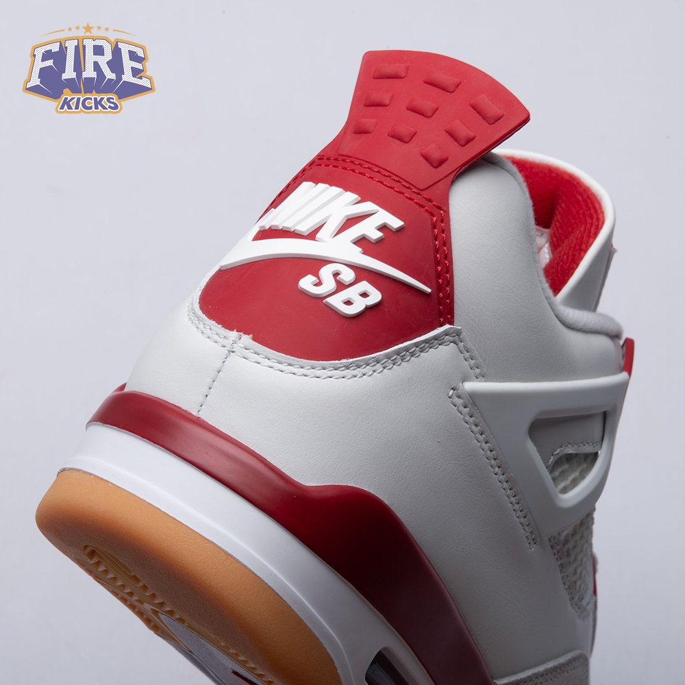 Jordan 4 Retro SB Varsity Red DR5415-106 Men's