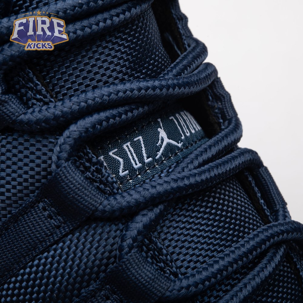 Air Jordan 11 Retro AT7802-115 Men's