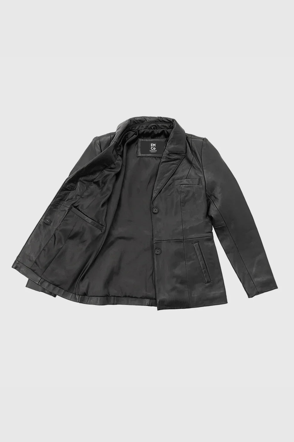 Mia Women&