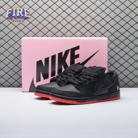 Dunk Low Pro SB 'Black Pigeon' Unisex
