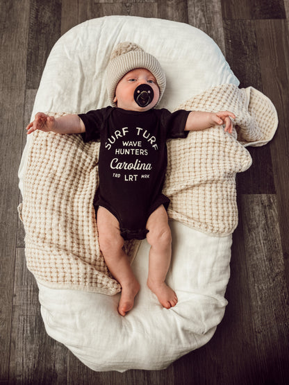 THE WAVE HUNTER ONESIE - BLACK