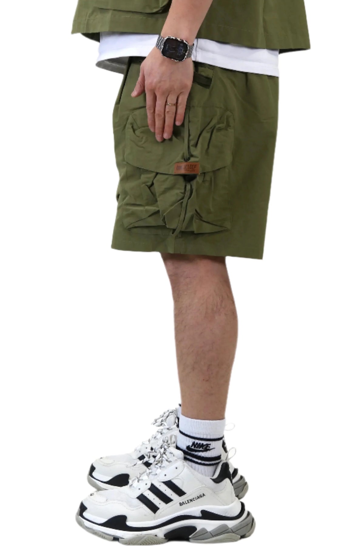 VONT Fine Twill Wide bottom opening short pants.
