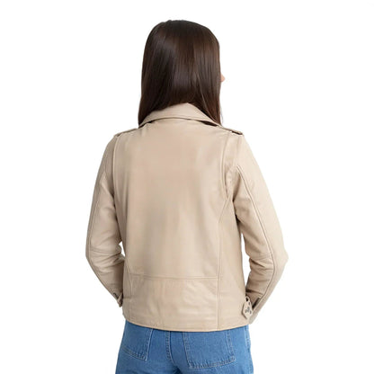 Sophia Women&