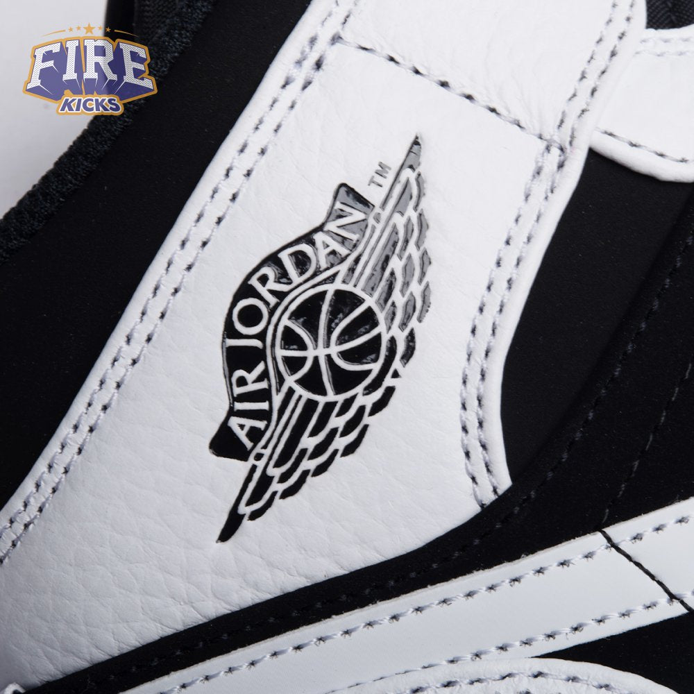 Air Jordan 1 Mid White Black Unisex