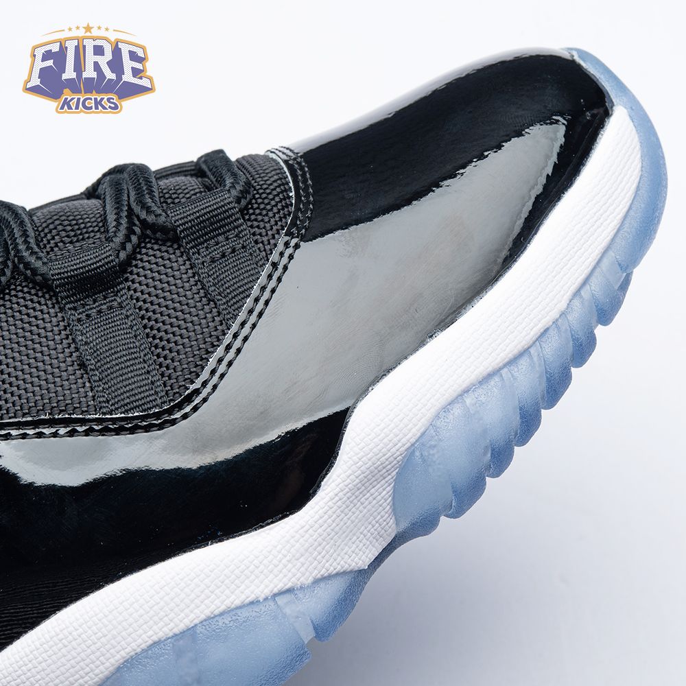 Air Jordan 11 Retro Space Jam Unisex