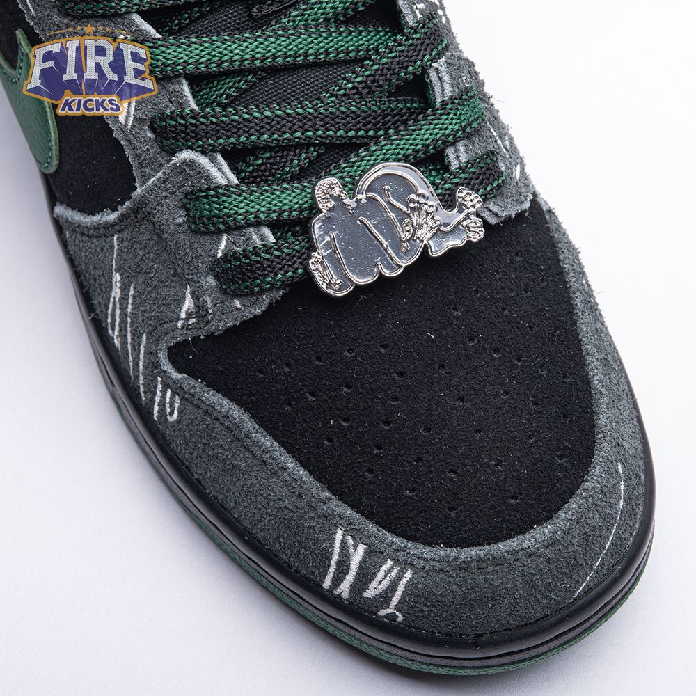 Nike SB Dunk Low There Skateboards HF7743-001 Unisex