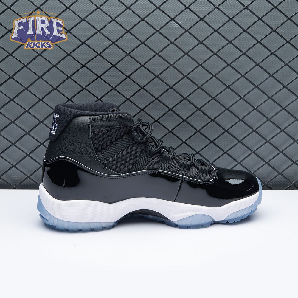 Air Jordan 11 Retro Space Jam Unisex