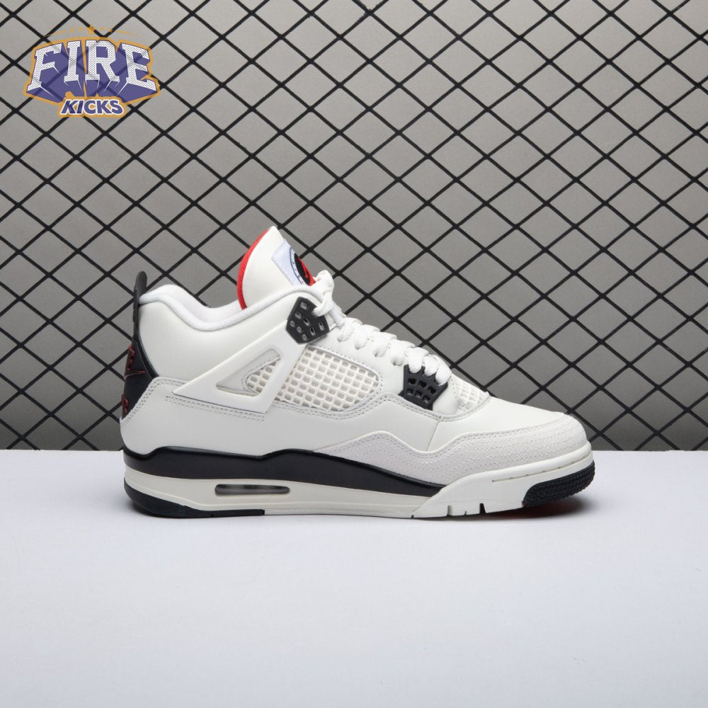 Jordan 4 Retro OG Flight Club IM4002-100 Unisex