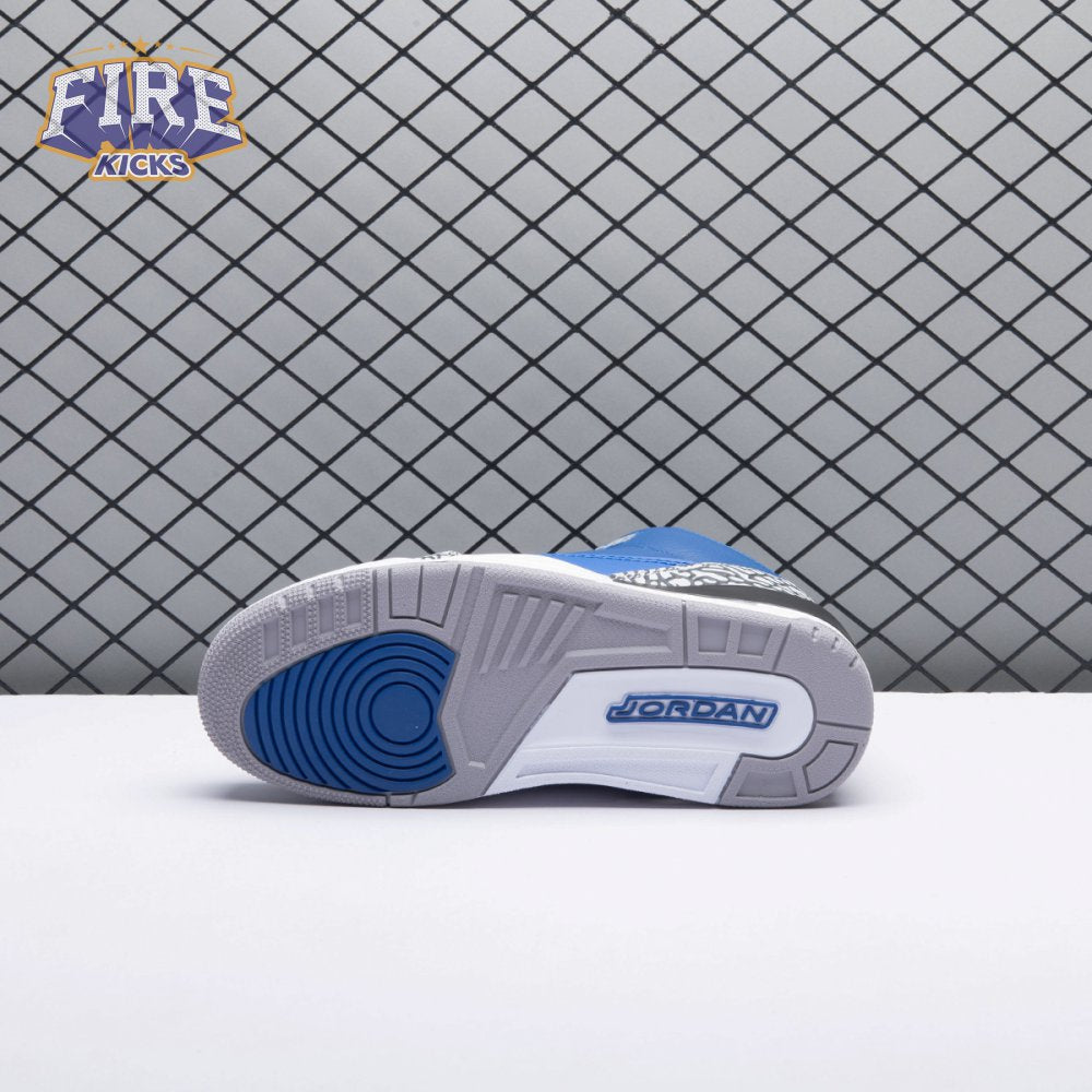 Jordan 3 Retro Varsity Royal Cement CT8532-400 Men's
