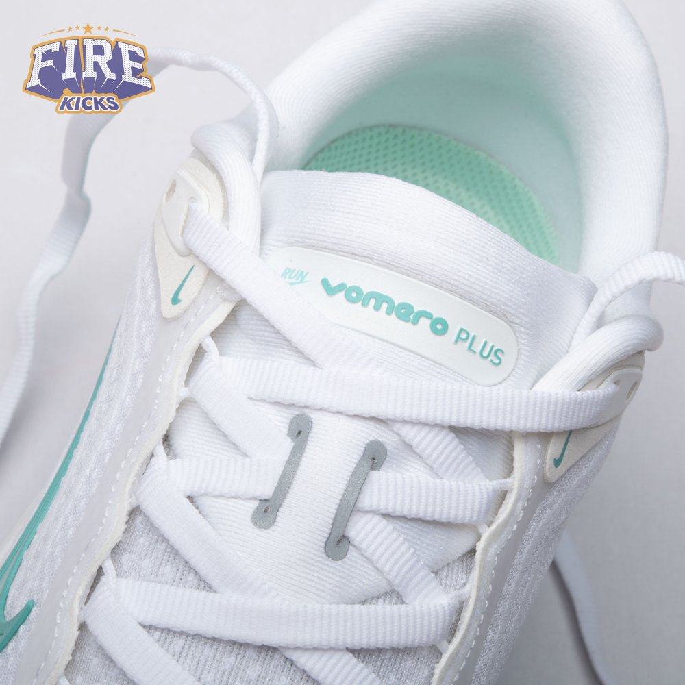 Nike Vomero Plus White Bleached Turquoise HV8154-100 Unisex