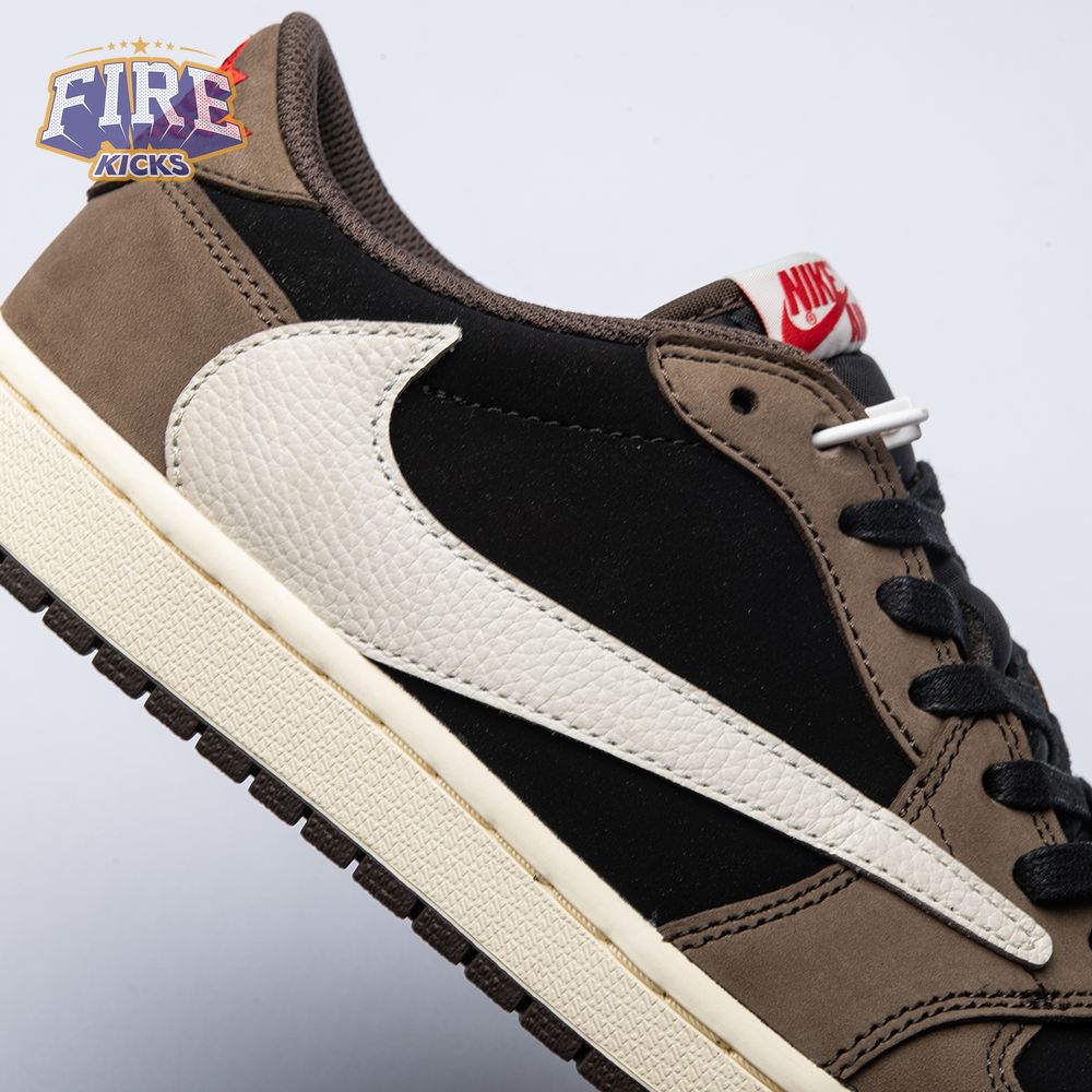 Travis Scott x Air Jordan 1 Low 'Mocha' Unisex