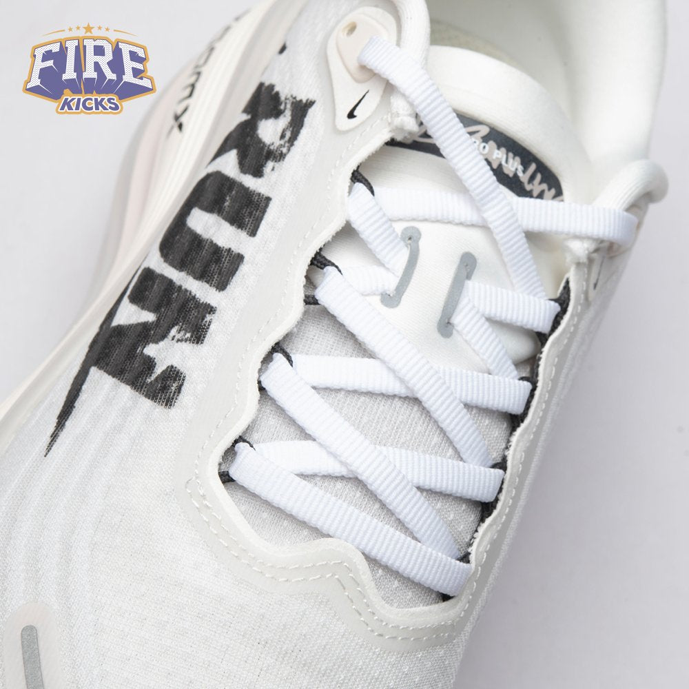 Nike Vomero Plus Run IH2268-100 Unisex